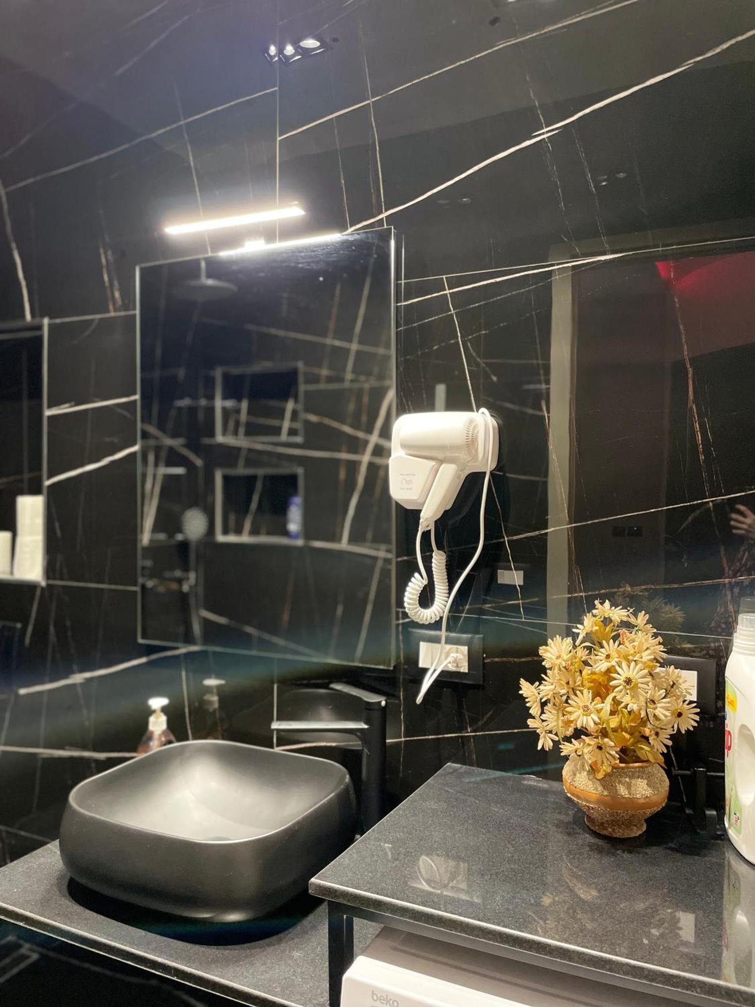 Sueno Apartments & Suites تيرانا المظهر الخارجي الصورة