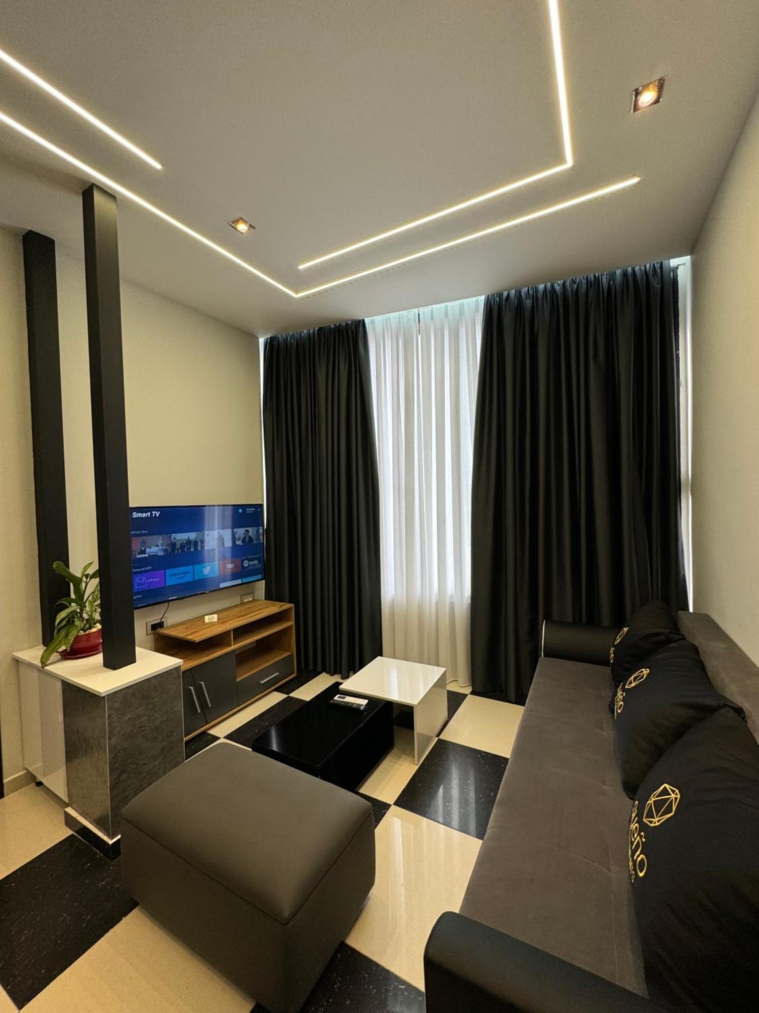 Sueno Apartments & Suites تيرانا الغرفة الصورة