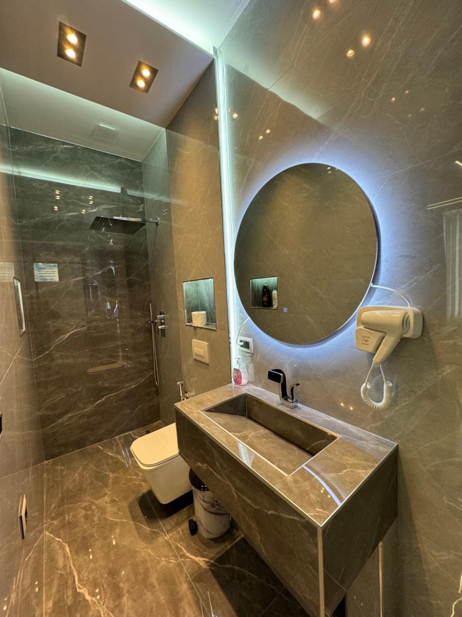 Sueno Apartments & Suites تيرانا الغرفة الصورة